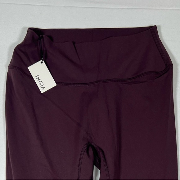 Women's Plum Leggings - Picture 2 of 8